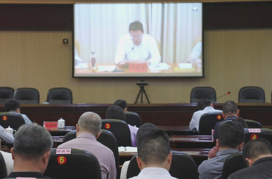 新宁县组织收听收看市安委会第二次全体（扩大）会议