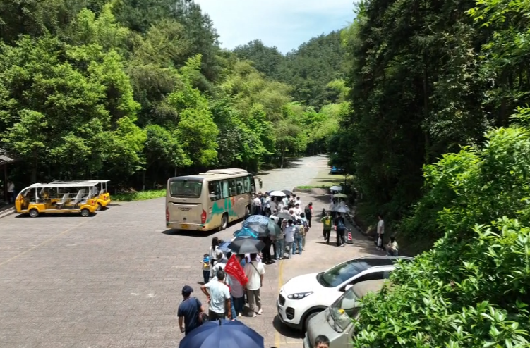 崀山：暑假文明游，亮丽风景线