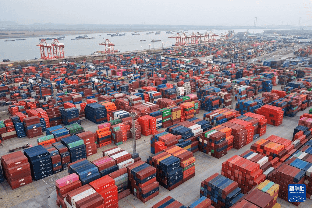 好评中国丨外贸“开门红”，为“十五五”开局蓄势赋能